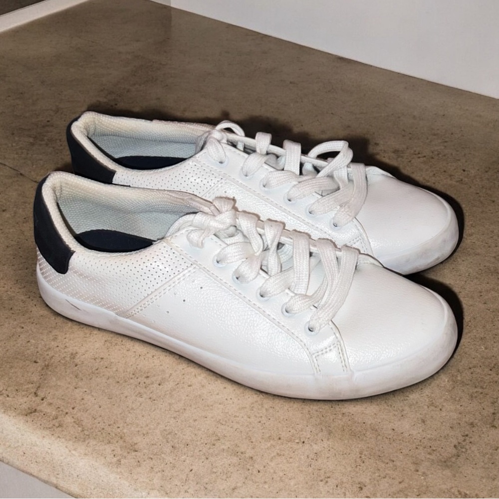 Nautica Shoes Sneakers Women's Style#JW2013 White Navy Lace Up Casual Size 8.5
